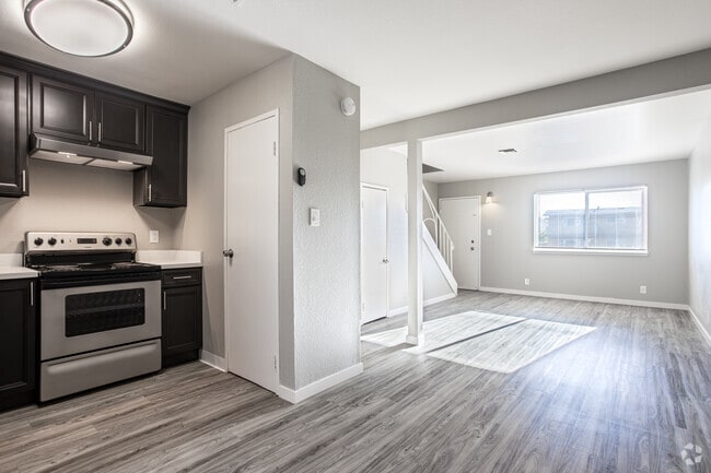 Apartamento de 2HAB, 1,5BA - 900 ft² - Converge Townhomes