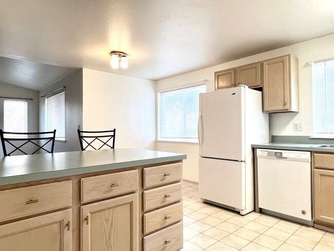 Photo - 233 N Bower Ln