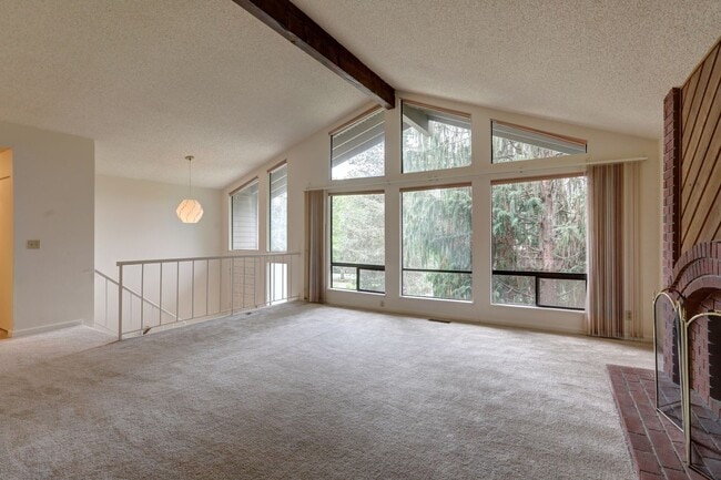 Photo - Great 4BR 2.5BA Split Entry Home in Quiet Forest Park Neighborhood
