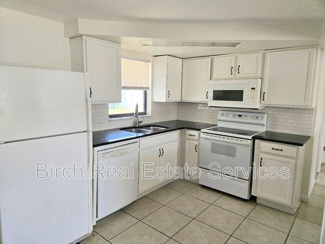 Photo - 1247 Chelsea Ln