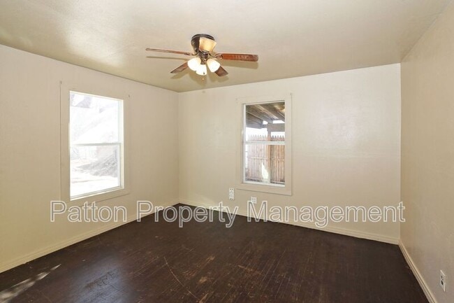 Photo - 106 N Virginia St