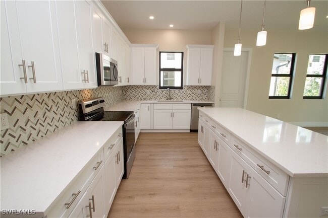 Building Photo - 5826 Jasper Wy