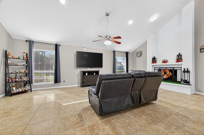 Photo - 4006 Dover St