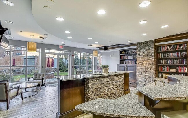 Photo - 1451 Belmont St NW Unit 323