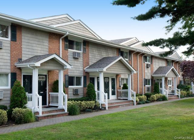 Building Photo - 61 Ralph Ave Unit L061