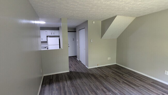 Photo - MN Cedar Village (809) Unidad Apt B