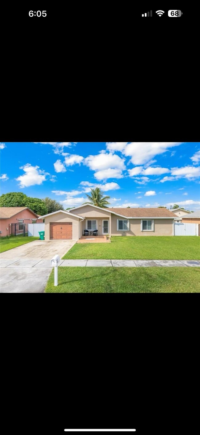 Photo - 16906 SW 110th Ct