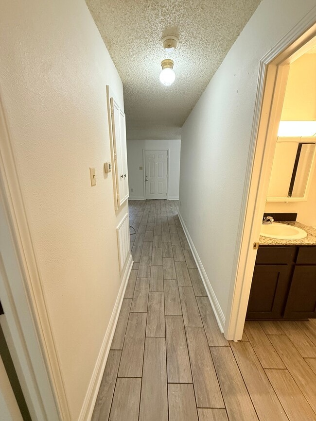 Photo - 13964 Triple B Rd Unit 13964