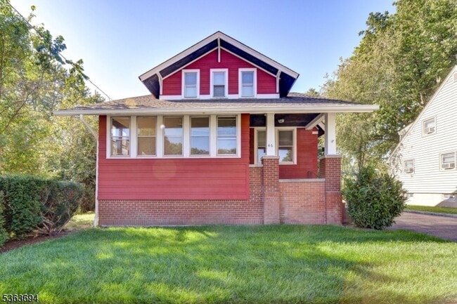 Building Photo - 46 Grove St Rental