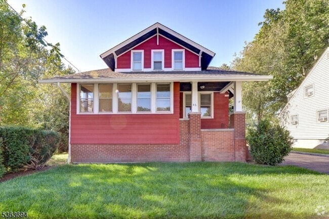 Building Photo - 46 Grove St Rental