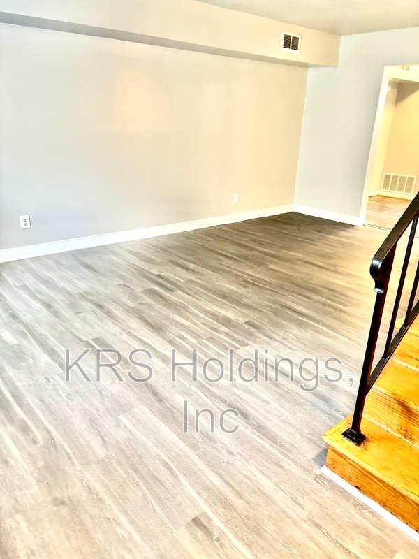 Building Photo - 5228 Goolsby Ct