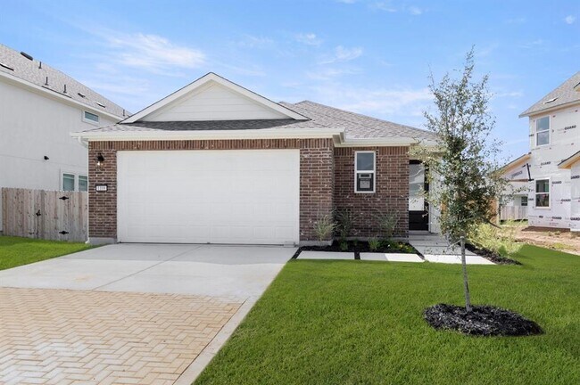 Photo - 1012 Yaupon Holly Dr