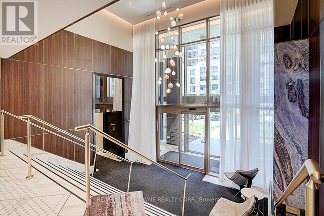 Photo - 2333 Khalsa Gate Unité 709