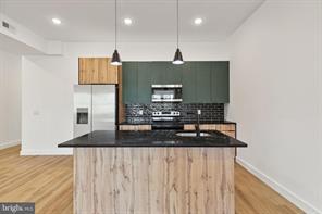 Building Photo - 2138 N 9th St Unit 2