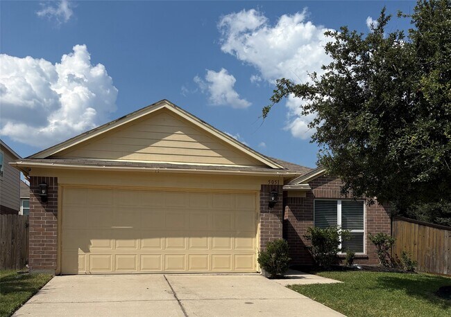 Photo - 5051 Dappled Grove Trail