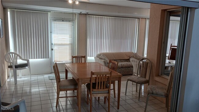 Photo - 17704 Acacia Dr