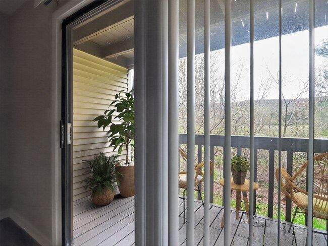Embrace luxury living at The Residences at Talcott, an Eagle Rock Community. Enjoy spacious balconies with stunning views and a serene atmosphere, perfect for relaxation. Schedule your tour today and find your ideal home!