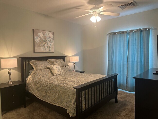 Photo - 2815 Kings Crossing Dr Unidad 308