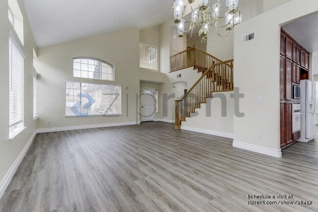 Photo - 1110 Palomar Ct