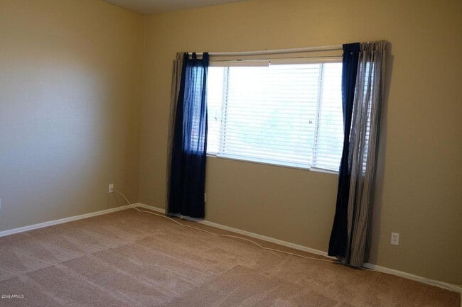 Photo - 16806 S 42nd St