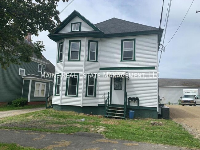 Photo - 204 Maple St Unidad 2