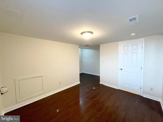 Building Photo - 21632 Great Mills Rd Unit 3