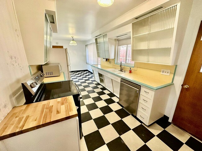 Photo - 1307 Ralston St