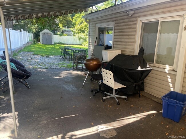 Photo - 16 Taxter Rd