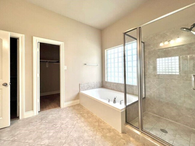 Photo - 25419 Lockspur Dr