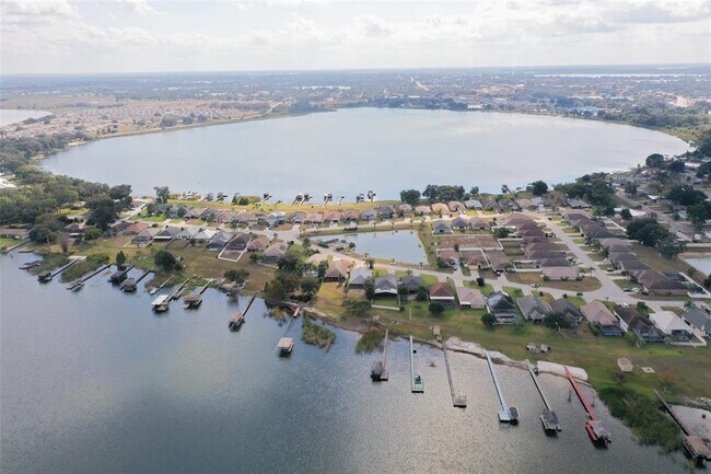 Photo - 4127 Island Lakes Dr