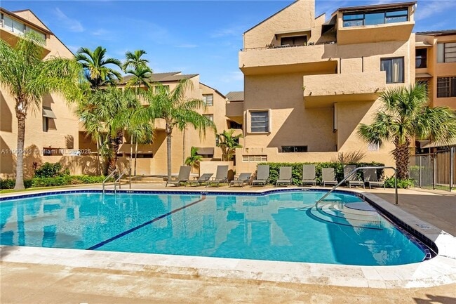 Photo - 10500 SW 108th Ave Unit B216