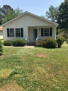 Building Photo - Wonderful open floor plan. New carpet.