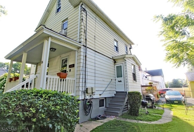 293 Watchung Ave