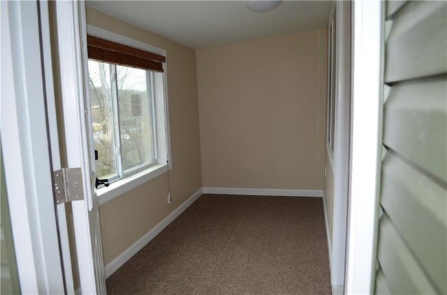 Photo - 69 Lindley Rd
