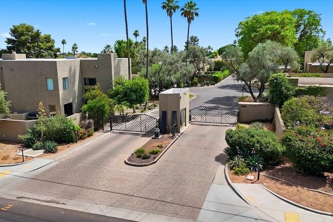 Photo - 7209 E McDonald Dr