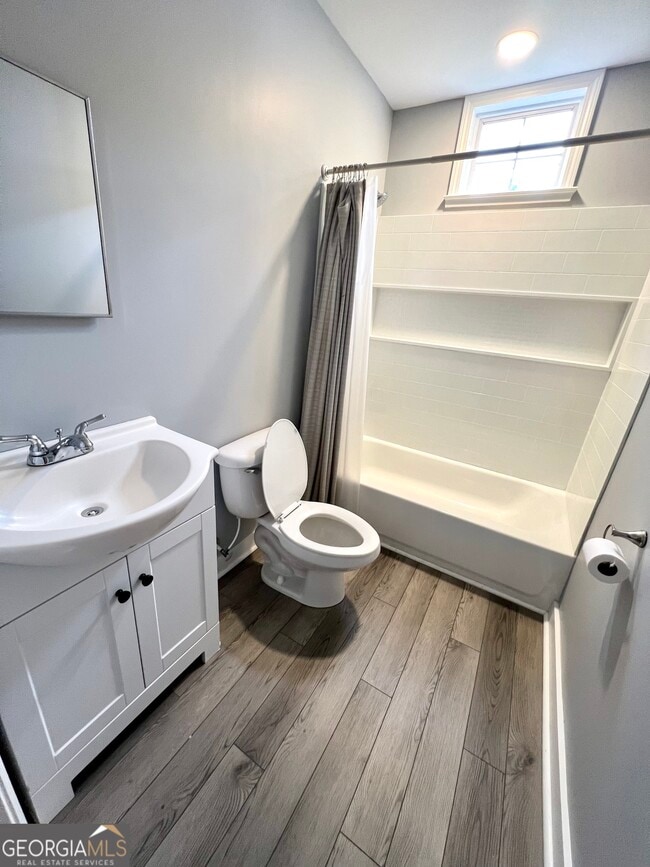 Photo - 112 Cedar St