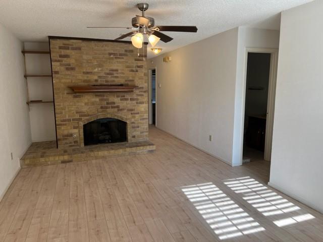 Photo - 1913 Wyndemere Ln