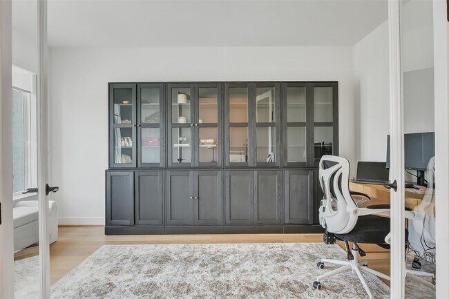 Photo - 1400 River Pt Dr