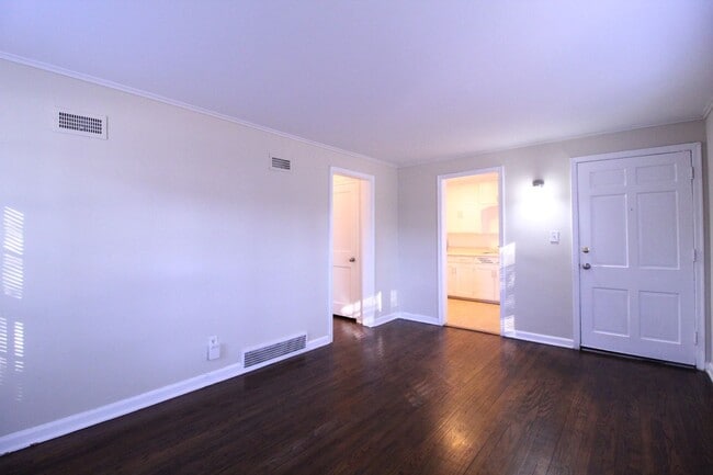 Photo - December FREE On This 1 Bedroom 1 Bath Duplex in Navy Hill Area in Olathe