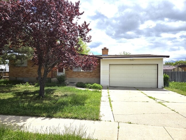 Photo - 5 Bedroom Home-Taylorsville