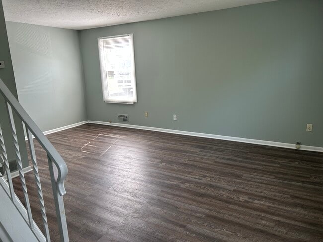 124 Larkins Xing