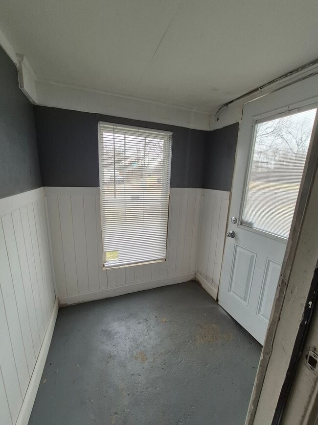 Photo - Cozy 2-Bedroom on quiet street