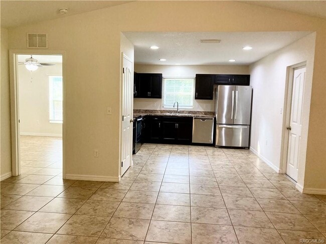 Photo - Crystal Manor 2 bedroom, 2 bath, 1 car garage home!