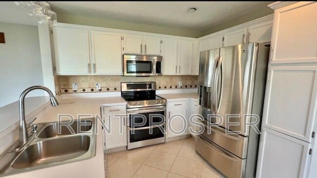 Photo - 2205 Wyndam Way