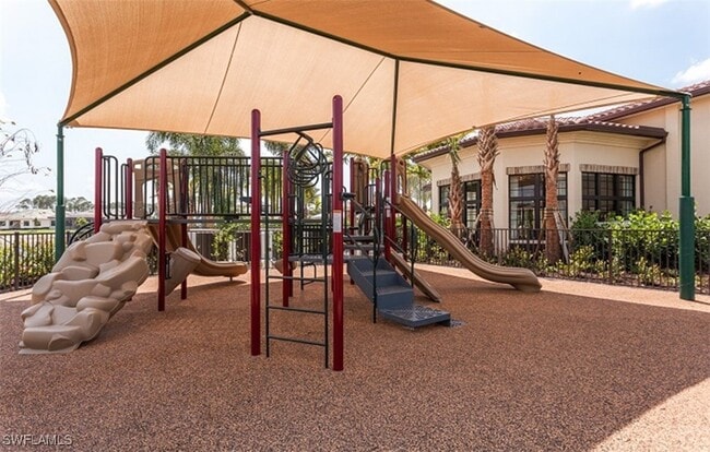 Building Photo - 9444 Glenforest Dr