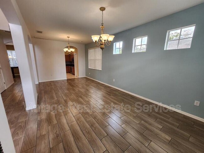 Photo - 3913 Roswell Pl