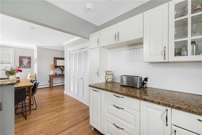 Photo - 515 Thames St