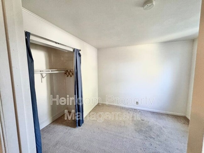 Photo - AVAILABLE AUGUST 1st   - 2 Bed 1 Bath Located In Superior WI w/ Bonus Space