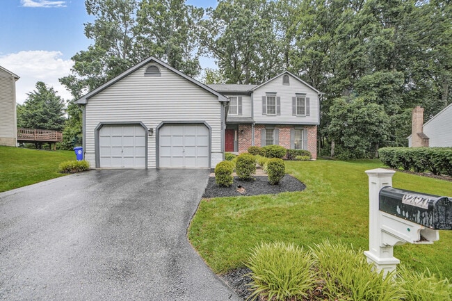 Building Photo - 18420 Shady View Ln