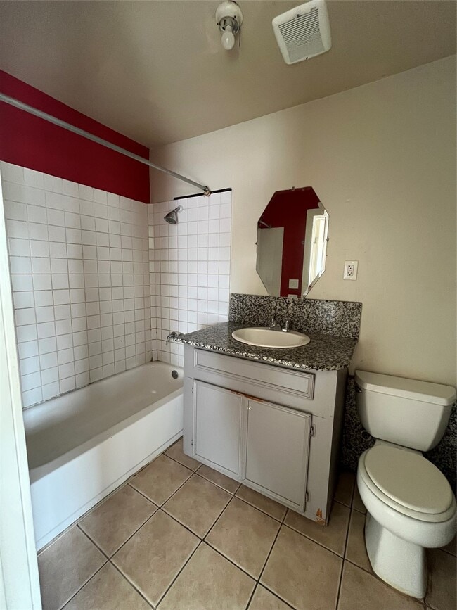 Photo - 7933 Brays St Unit A